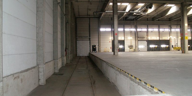 upo2-korkea-varasto-1600x9999,q=85